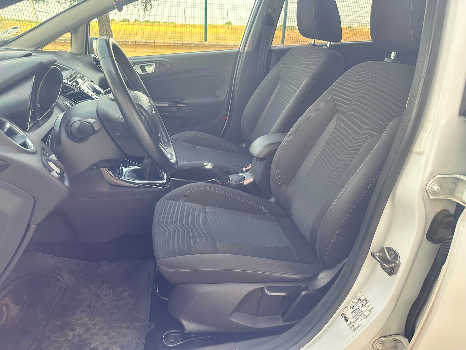 
								Ford Fiesta 2013 full									