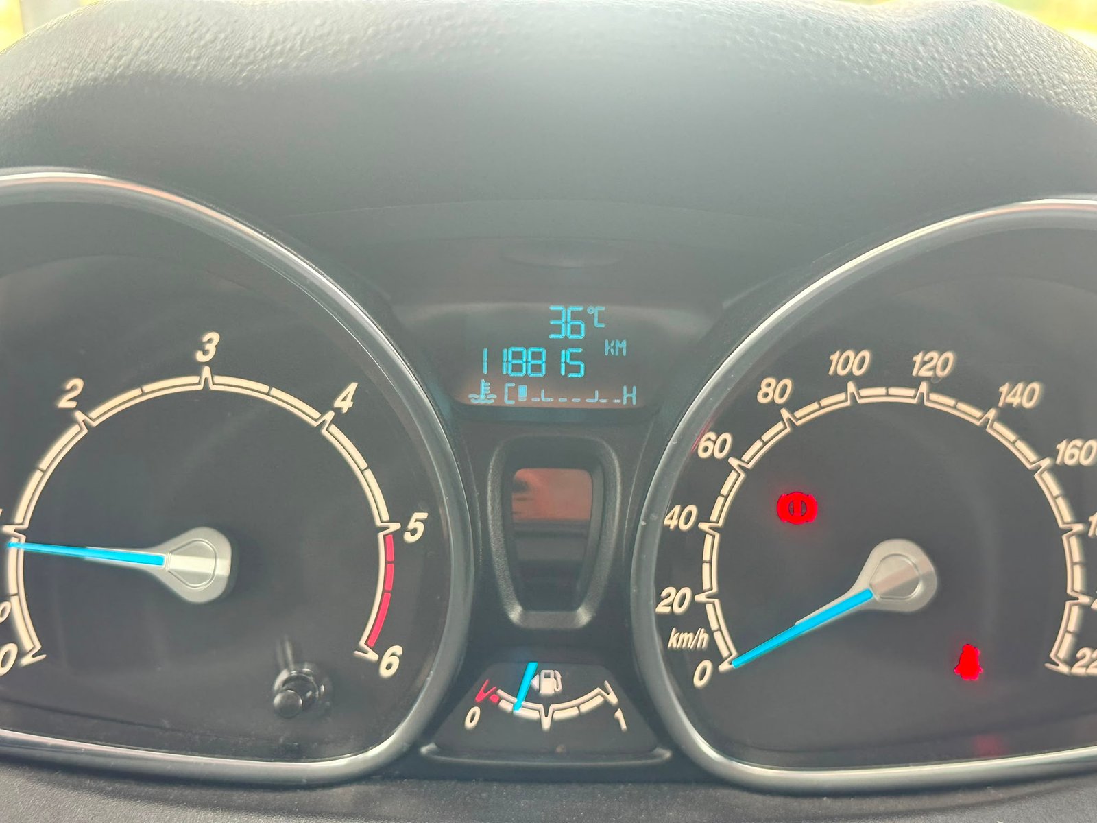 
								Ford Fiesta 2013 full									