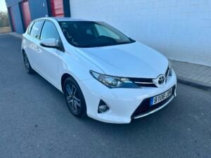 Toyota Auris 2015