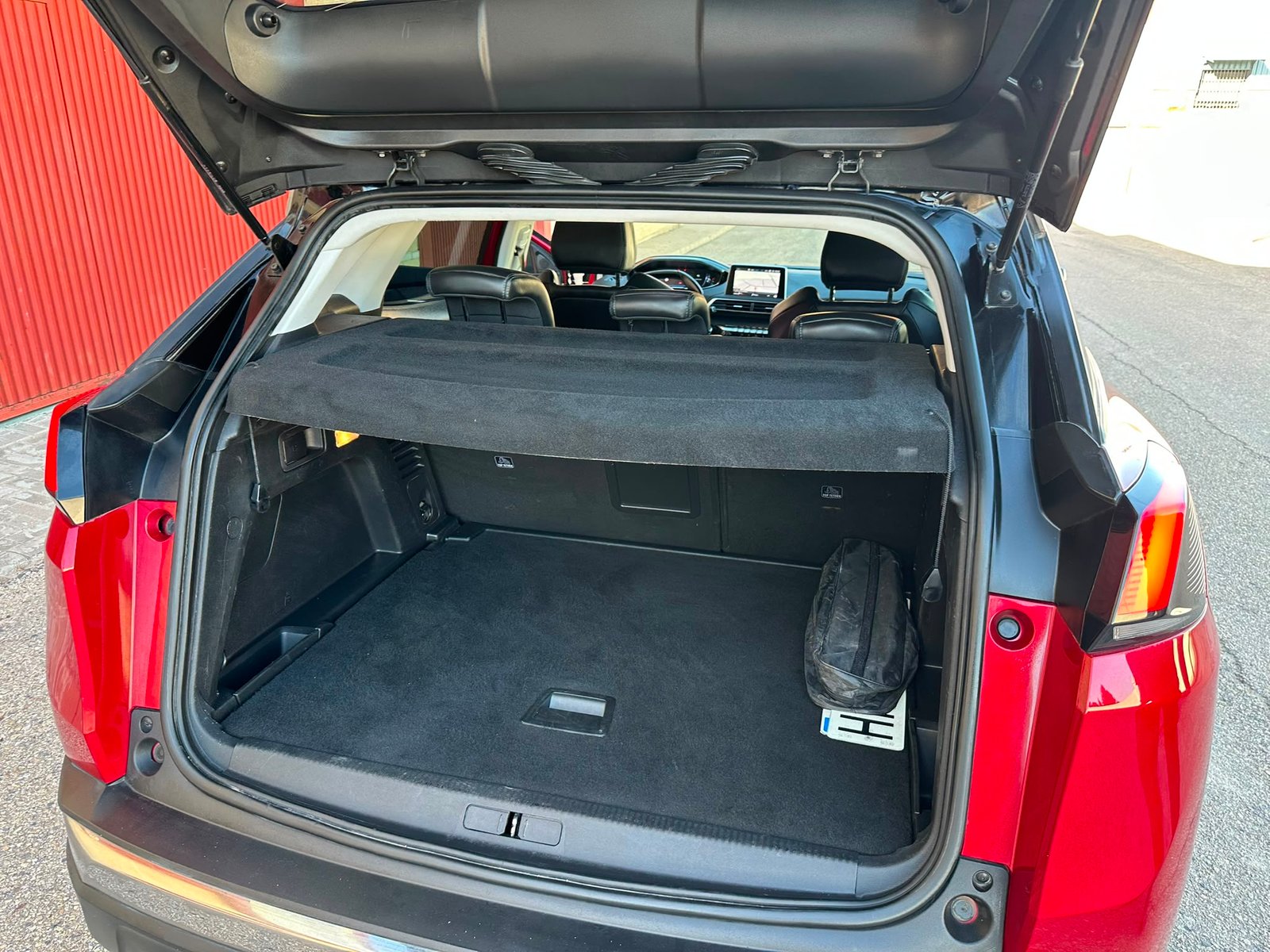 
								Peugeot 3008 2018 full									