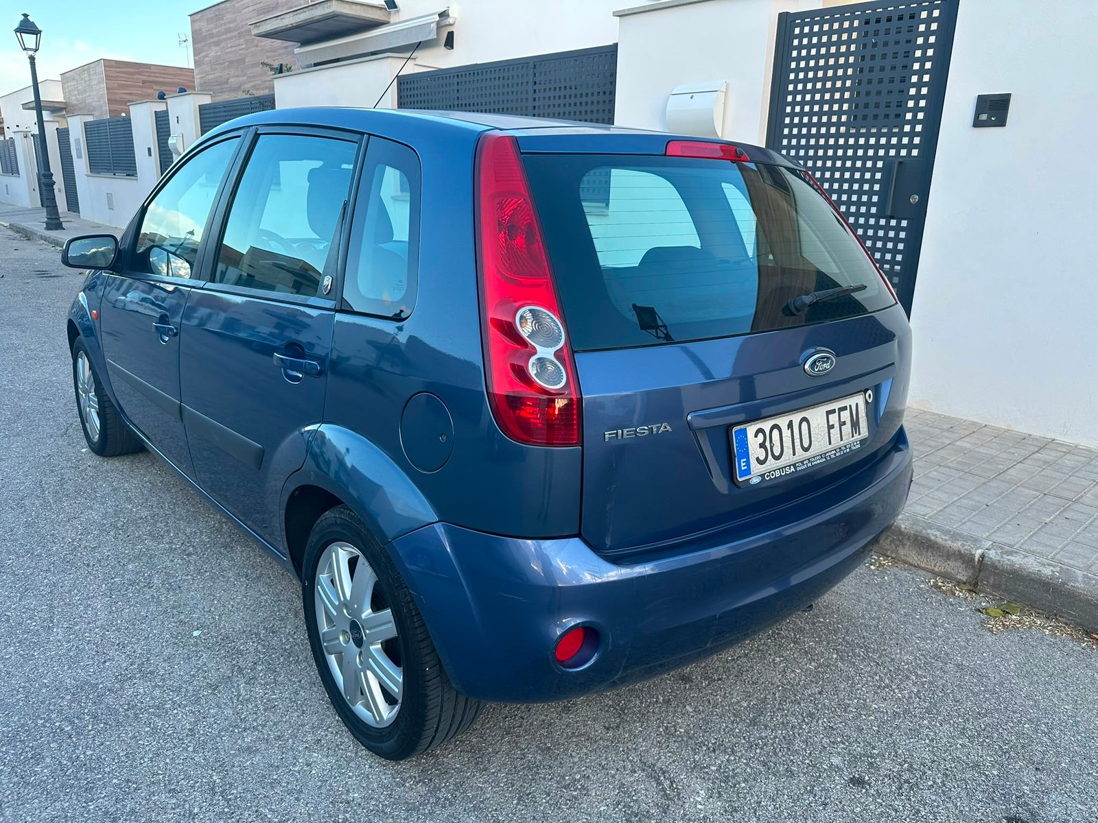 
								Ford Fiesta 2007 full									