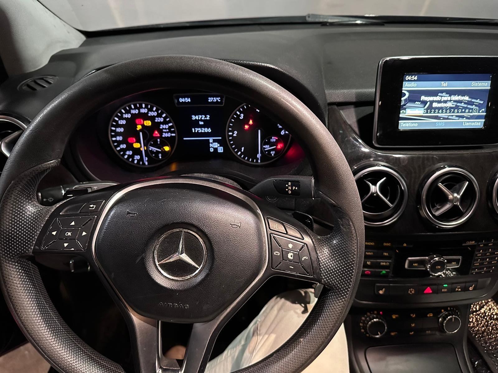 
								Mercedes-Benz Clase B180 2012 full									