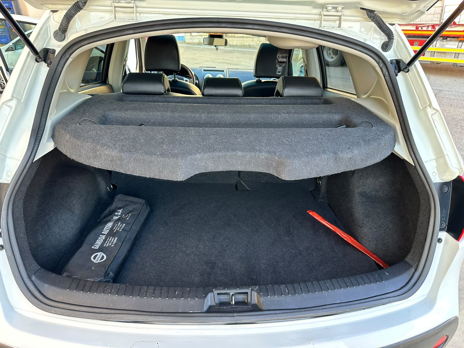 
								Nissan Qashqai 2014 full									
