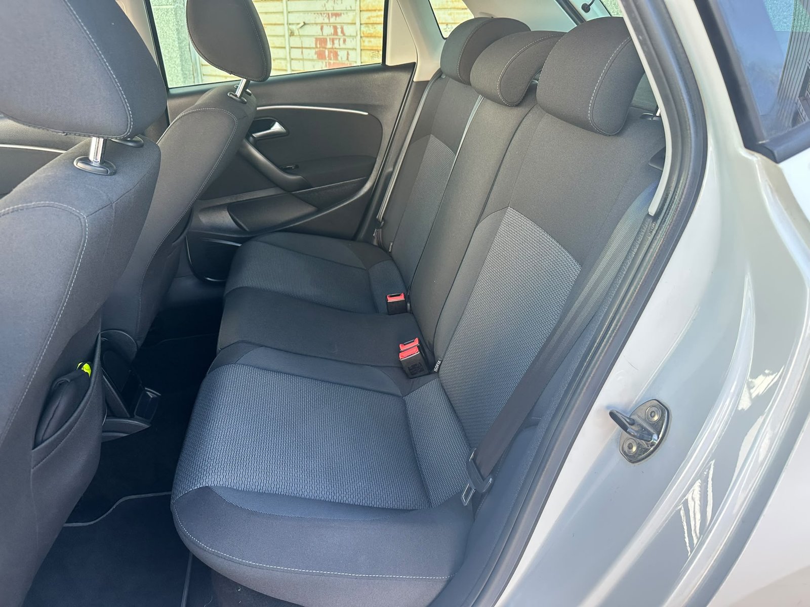 
								Volkswagen Polo 2016 full									