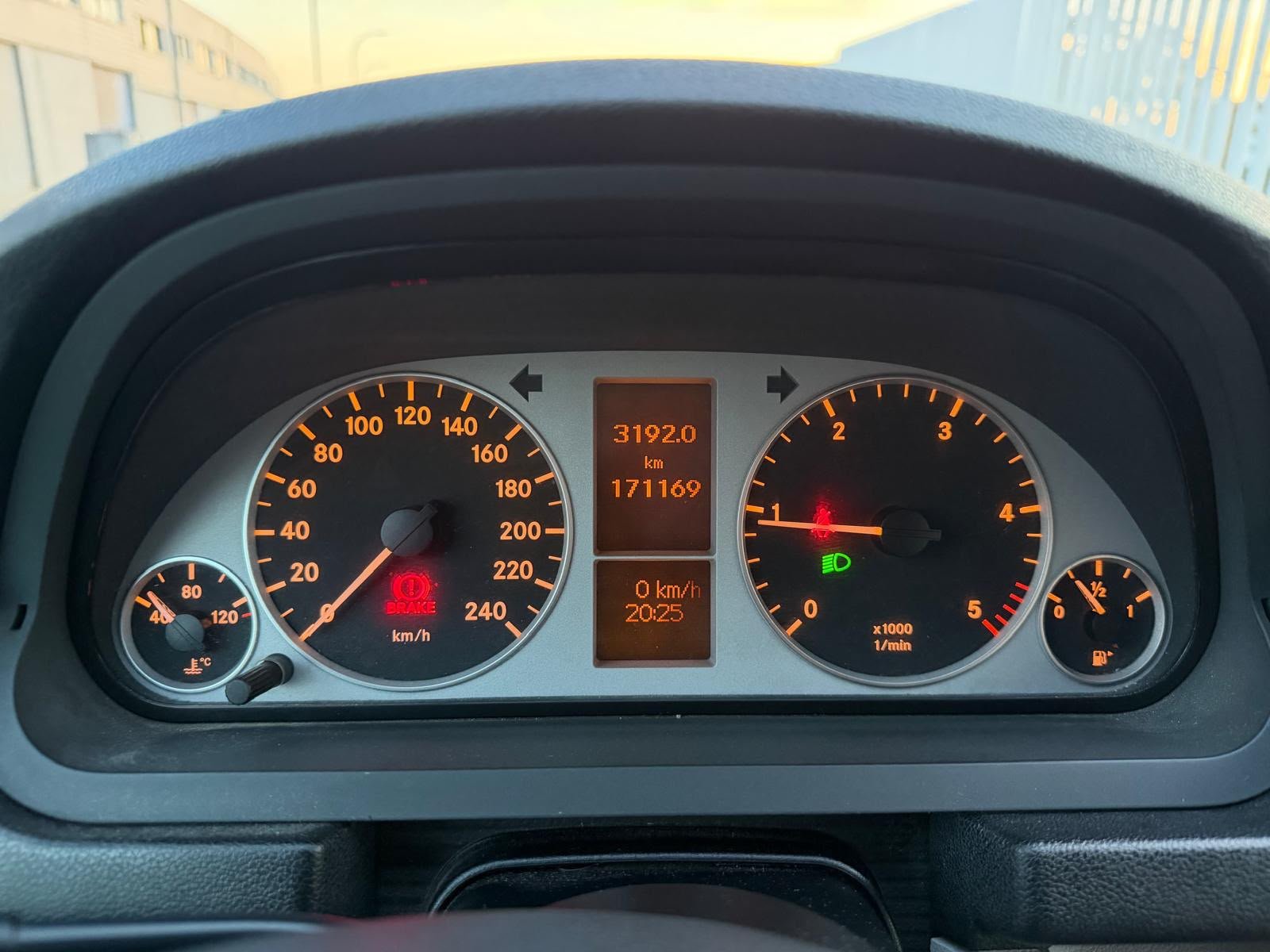 
								Mercedes-Benz Clase B180 2009 full									