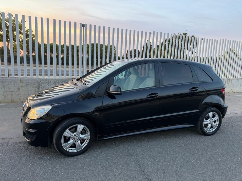 Mercedes-Benz Clase B180 2009