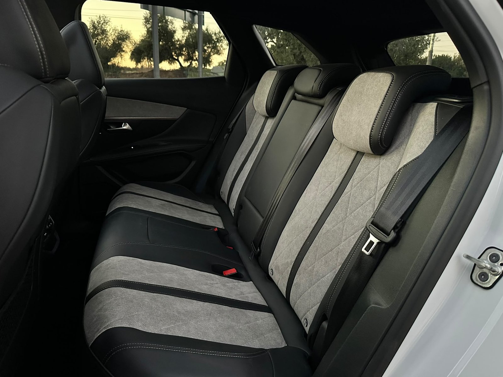 
								Peugeot 3008 Gt Hybrid 2020 full									